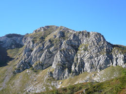 La cima dell'Antoroto vista dal sentiero tra il Rifugio Savona e la Colla Bassa - 19 settembre 2010